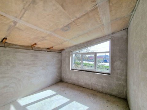 Дом 113м², участок 9 сот.